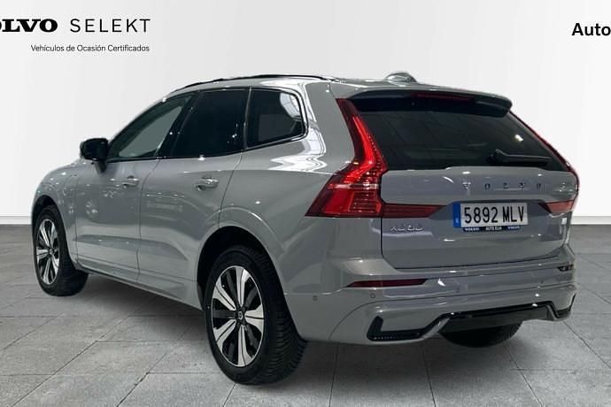 Usado Volvo XC60 Plus 350 CV (257 kW) 2023 SUV