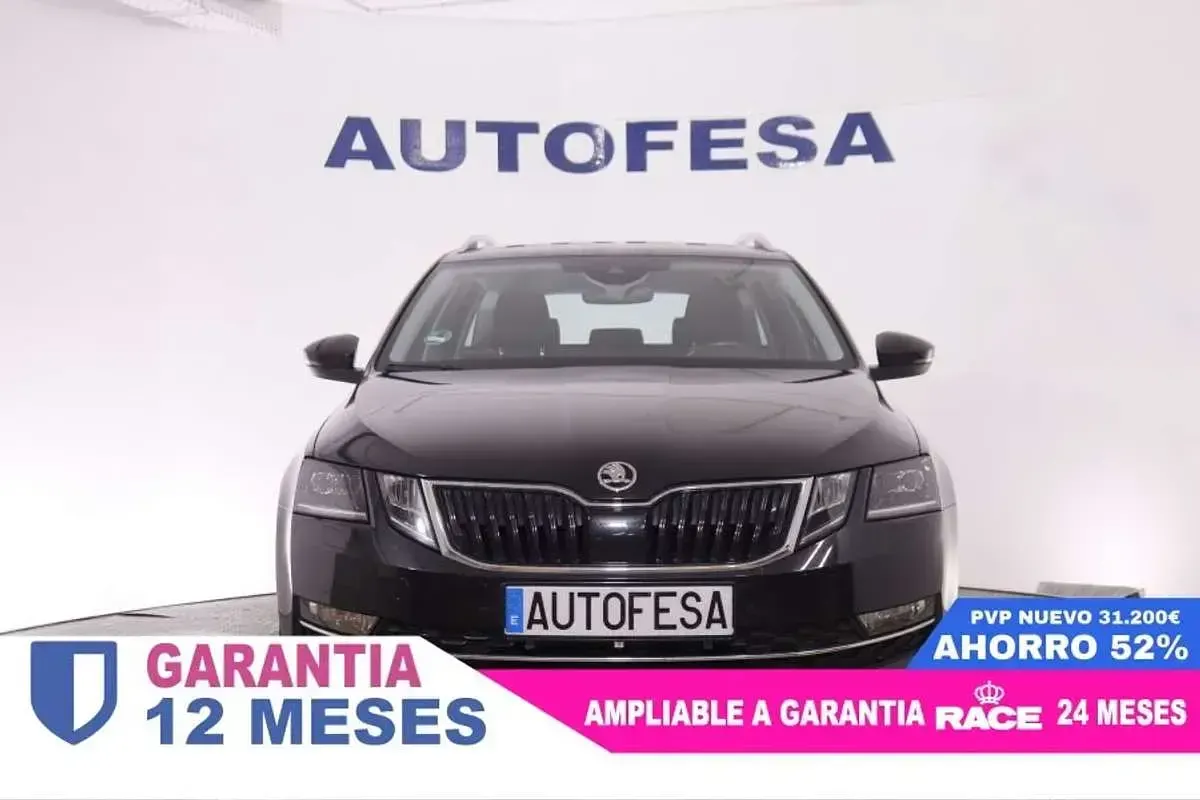 Usado Skoda Octavia Ambition 116 CV (85 kW) 2019 Negro Familiar
