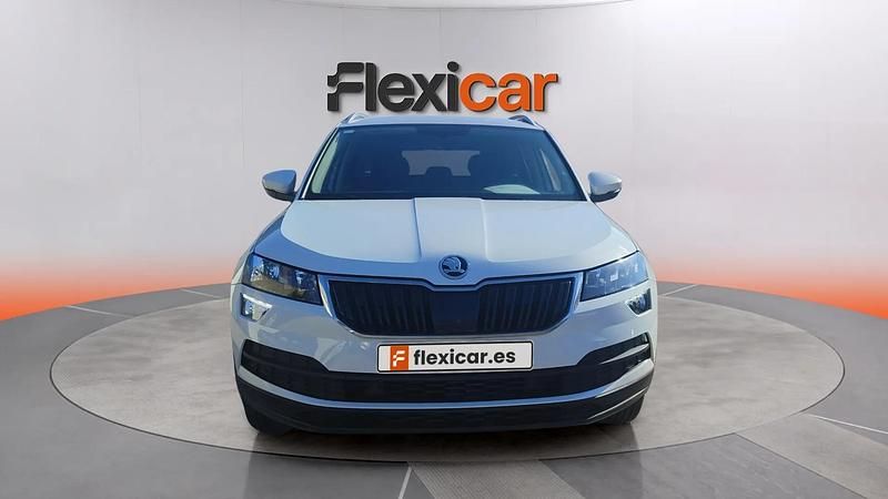 Usado Skoda Karoq Ambition 110 CV (80 kW) 2021 Blanco SUV