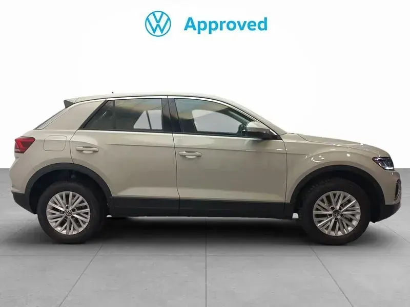 Usado VW T-Roc Business 115 CV (84 kW) 2025 Beige SUV