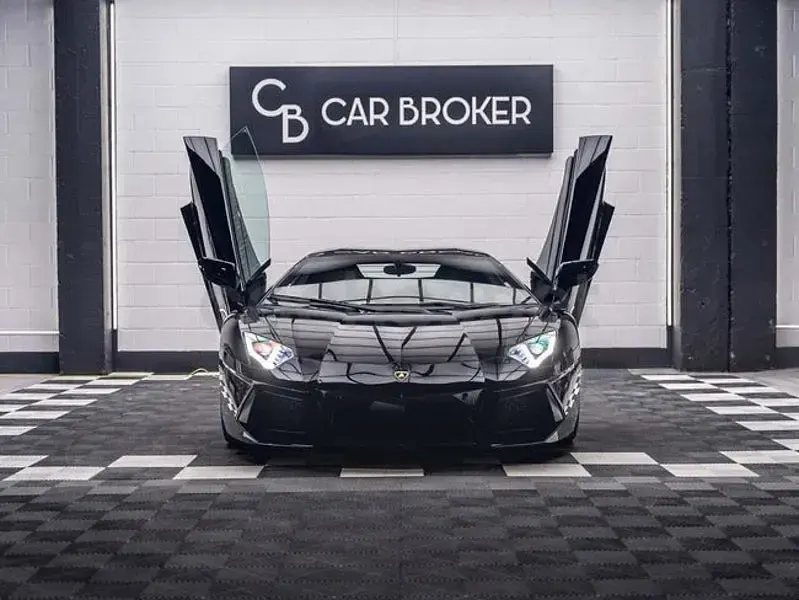 Usado Lamborghini Aventador 700 CV (514 kW) 2012 Negro Coupe