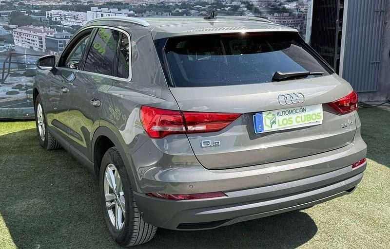 Usado Audi Q3 S-Line 150 HP (110 kW) 2019 Cinzento SUV