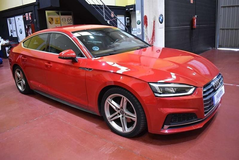 Usado Audi A5 Sportback S-Line 150 CV (110 kW) 2018 Rojo Utilitario