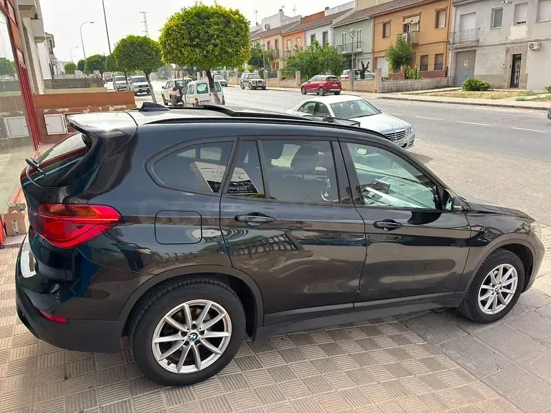 Usado BMW X1 Comfort Edition 116 CV (85 kW) 2020 Negro SUV
