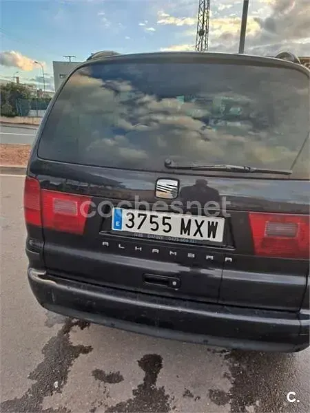 Usado Seat Alhambra Reference 140 CV (102 kW) 2009 Azul Monovolumen