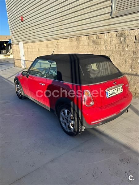 Usado Mini Cooper Cabriolet 116 CV (85 kW) 2007 Rojo Descapotable