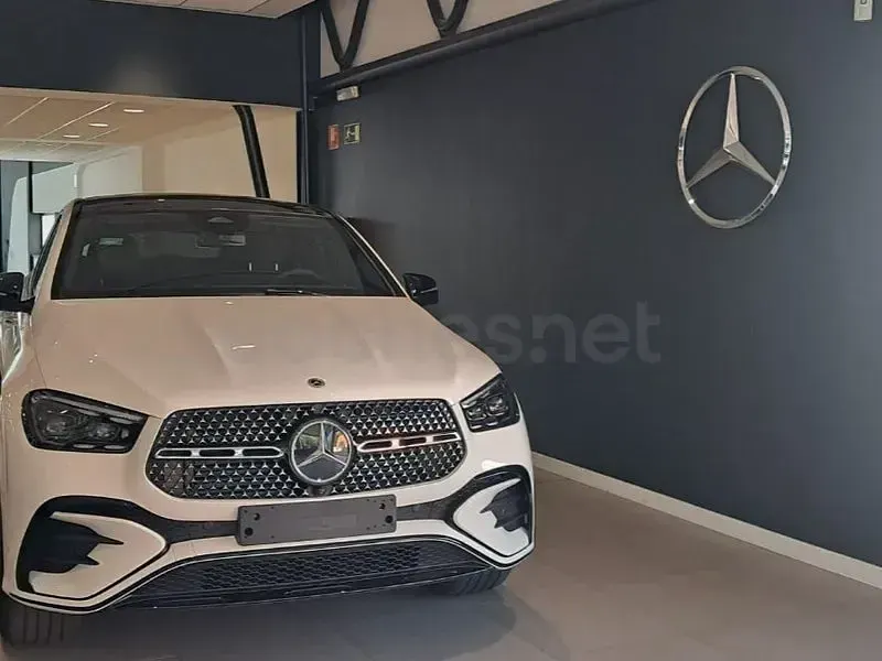 Nuevo Mercedes GLE350 de 333 CV (244 kW) 2026 Blanco SUV