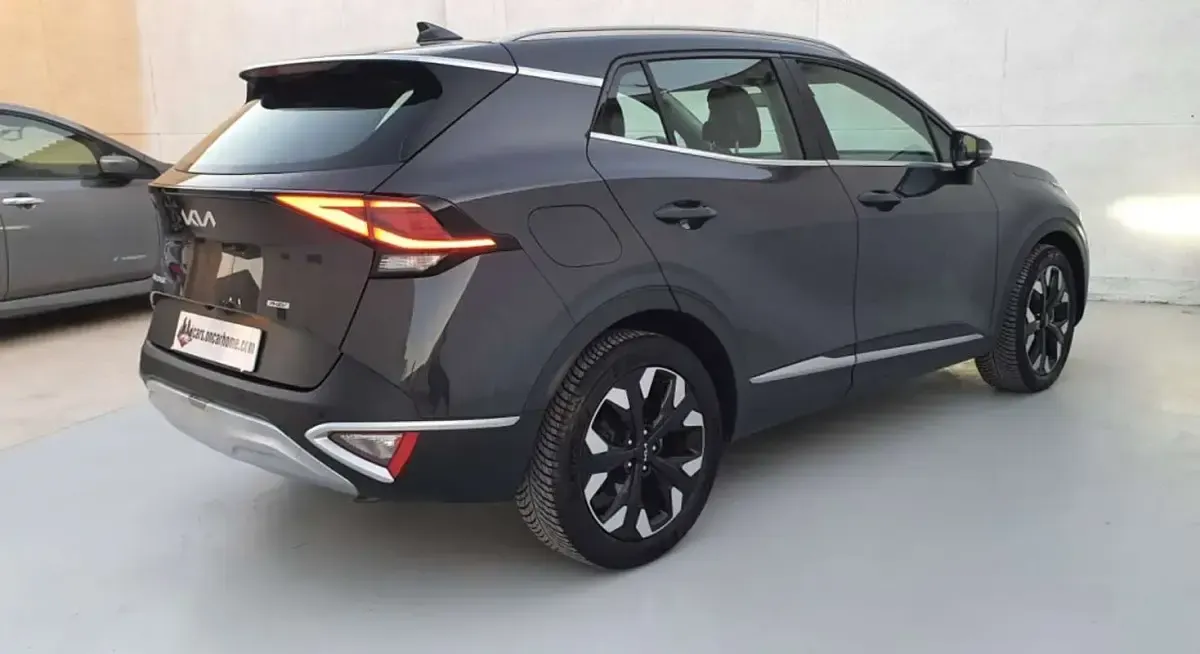 Usado Kia Sportage 265 CV (194 kW) 2024 Gris SUV
