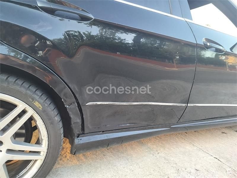 Negro Usado 2011 Mercedes E220 Elegance Familiar | 4150 € - Imagen 1/4