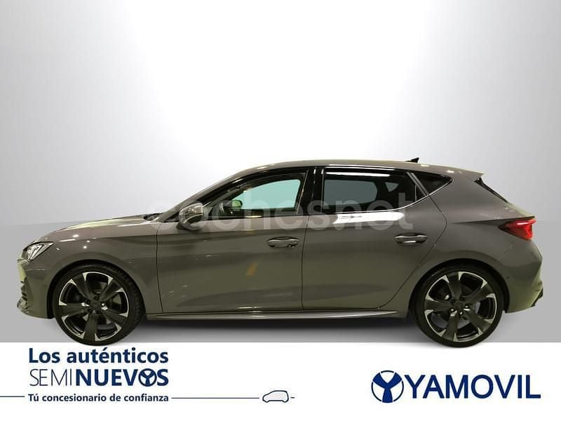 Usado Cupra Leon VZ 300 CV (220 kW) 2023 Gris / plata Berlina