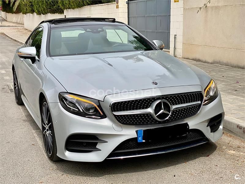 Usado Mercedes E220 194 CV (142 kW) 2019 Gris / plata Coupe