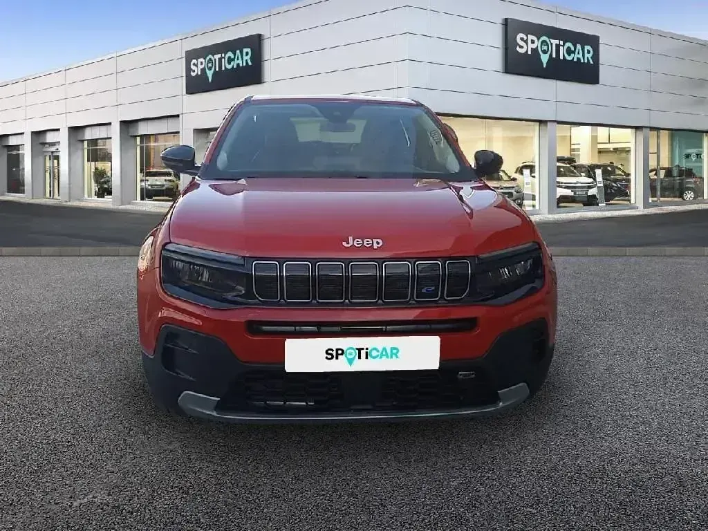 Usado Jeep Avenger EV Altitude 114 kW (156 CV) 2023 Rojo SUV