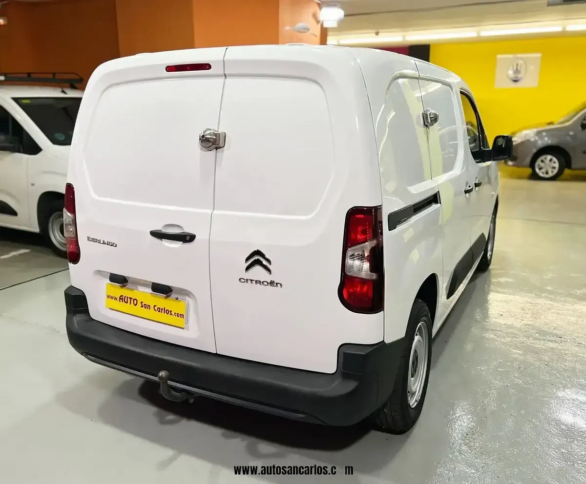 Usado Citroën Berlingo 75 CV (55 kW) 2020 Blanco Monovolumen