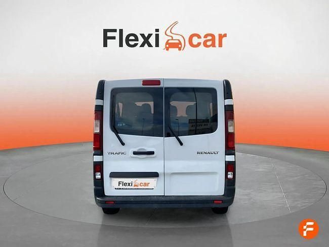 Usado Renault Trafic LIMITED 120 CV (88 kW) 2019 Blanco Monovolumen