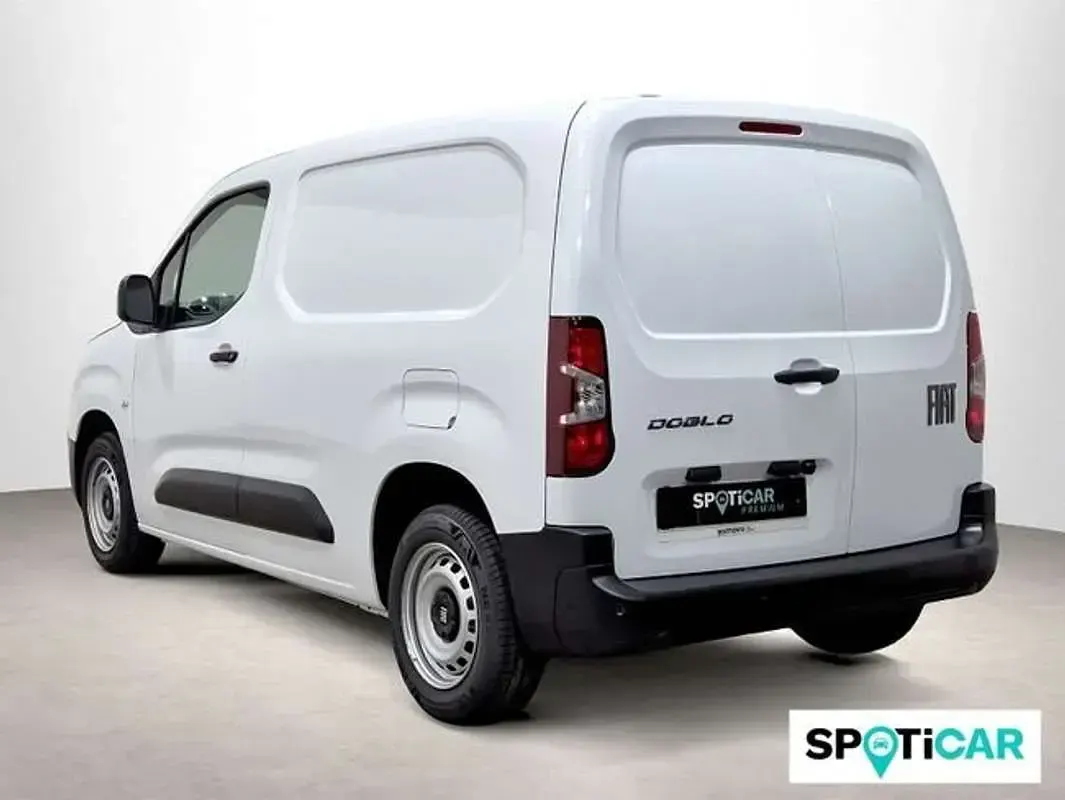 Nuevo Fiat Doblò 101 CV (74 kW) 2026 Blanco Monovolumen