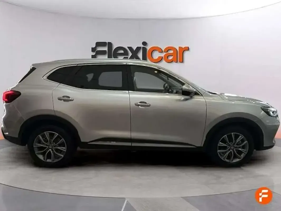 Usado MG HS Comfort 162 CV (119 kW) 2024 Gris SUV