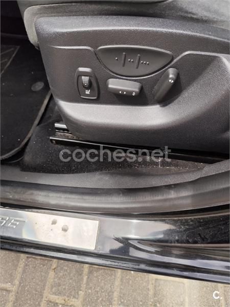 Usado Renault Grand Scénic III Bose Edition 130 CV (95 kW) 2015 Negro Monovolumen