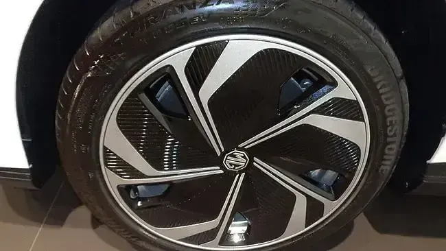 Nuevo MG MG4 EV 180 kW (245 CV) 2026 Blanco Utilitario