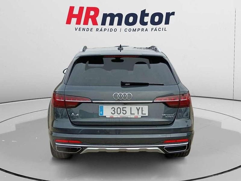 Usado Audi A4 Ambiente 207 CV (152 kW) 2022 Gris Familiar