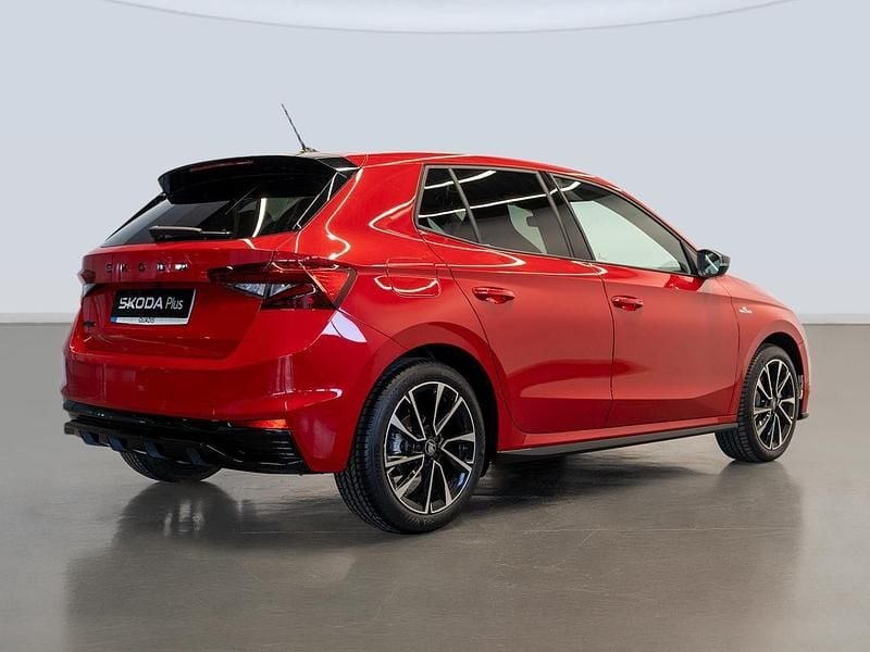 Nuevo Skoda Fabia Monte Carlo 116 CV (85 kW) 2025 Rojo Utilitario