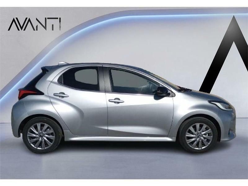 Usado Mazda 2 116 CV (85 kW) 2023 Gris Berlina