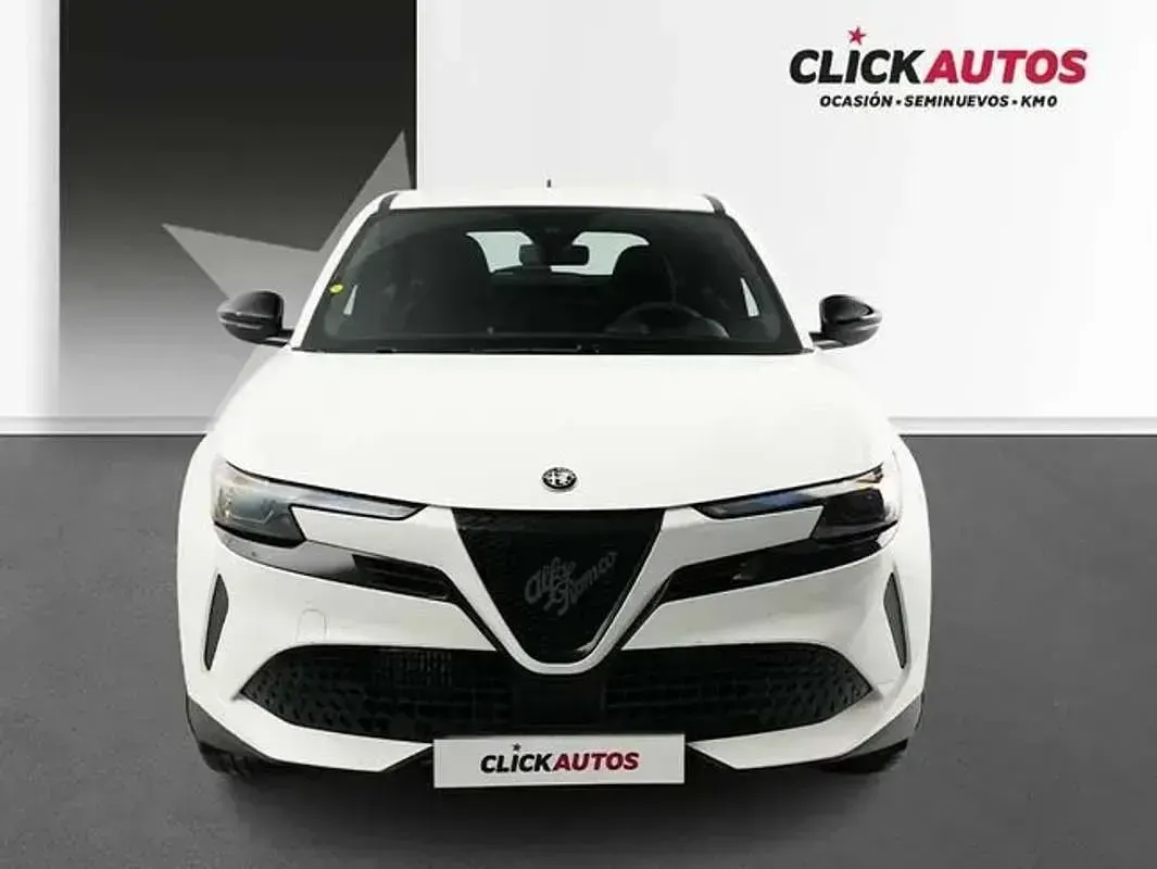 Usado Alfa Romeo GT Junior 137 CV (100 kW) 2025 Blanco SUV