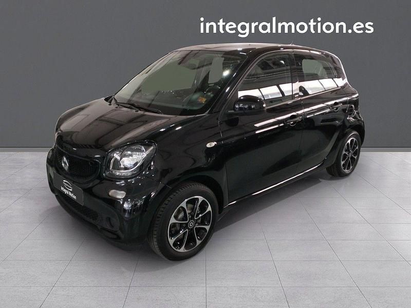 Usado Smart ForFour Passion 90 CV (66 kW) 2016 Negro Utilitario