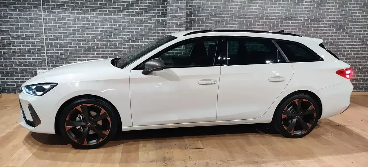 Occasion Cupra Leon 150 PK (110 kW) 2025 Wit Stationwagen