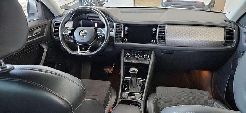 Usado Skoda Kodiaq Style 150 CV (110 kW) 2022 Gris SUV