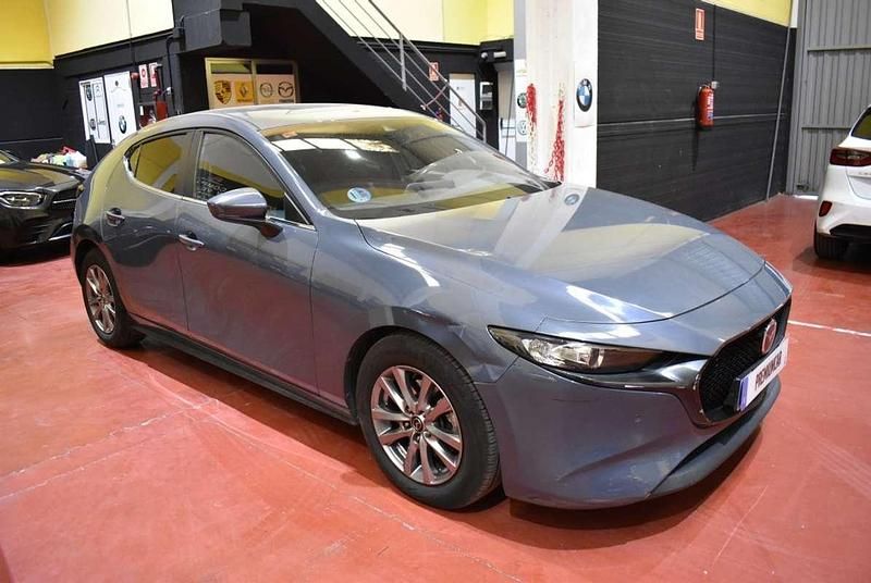 Usado Mazda 3 122 HP (89 kW) 2019 Cinzento Citadino
