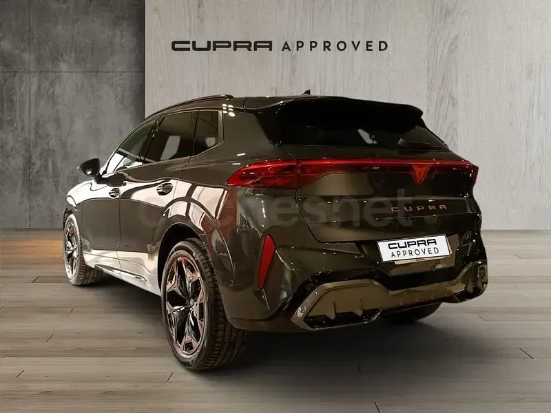 Usado Cupra Terramar VZ 272 CV (200 kW) 2025 Gris / plata SUV