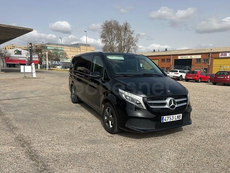 Occasion Mercedes V220 Avantgarde 163 PK (119 kW) 2021 Zwart MPV