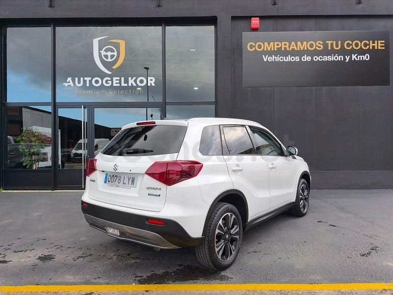 Usado Suzuki Vitara GLX 129 CV (94 kW) 2022 Blanco SUV