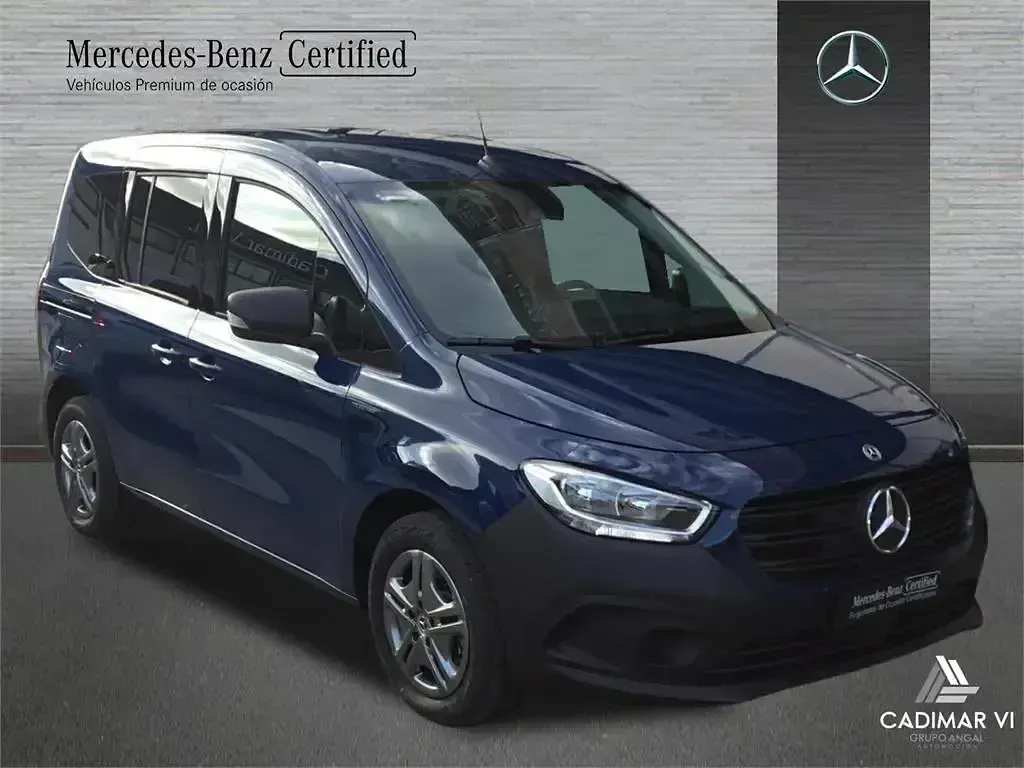 Używany Mercedes eCitan 89 kW (122 KM) 2024 Niebieski Kombi