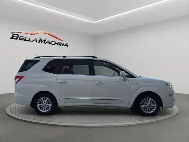 Usado SsangYong Rodius 178 CV (130 kW) 2017 Blanco Monovolumen