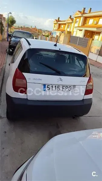 Używany Citroën C2 70 KM (51 kW) 2007 Biały Hatchback