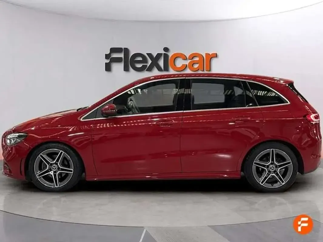 Usado Mercedes B200 150 CV (110 kW) 2019 Rojo Monovolumen