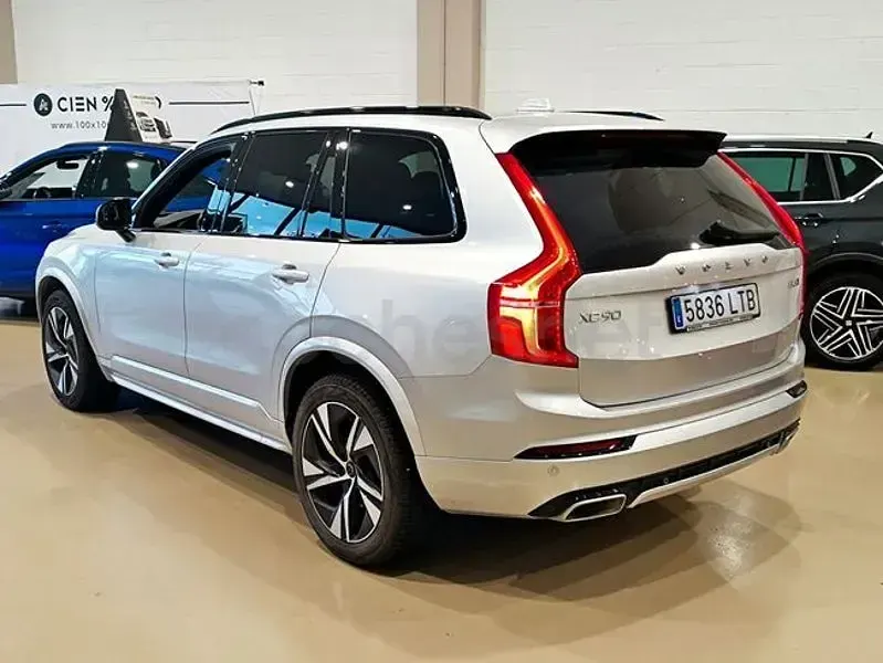 Usado Volvo XC90 R-Design 235 CV (172 kW) 2021 Gris / plata SUV