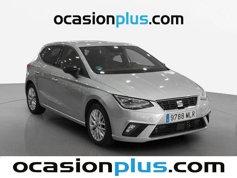 Usado Seat Ibiza FR 110 CV (80 kW) 2023 Gris Berlina