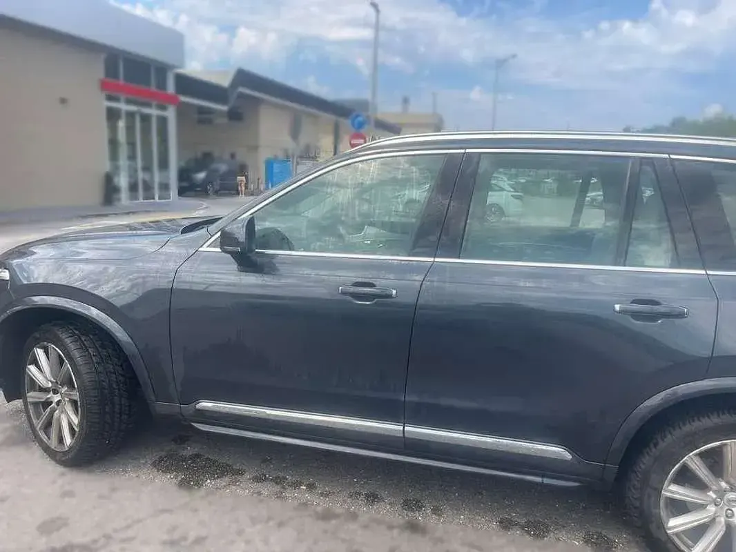 Usado Volvo XC90 Inscription 224 CV (164 kW) 2016 Azul SUV