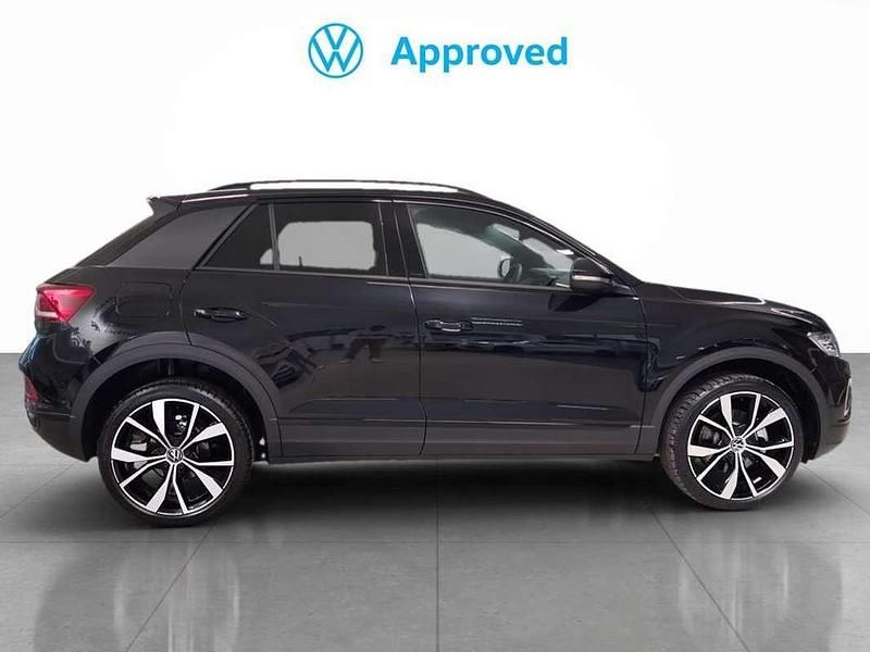 Usado VW T-Roc 116 CV (85 kW) 2025 Negro SUV