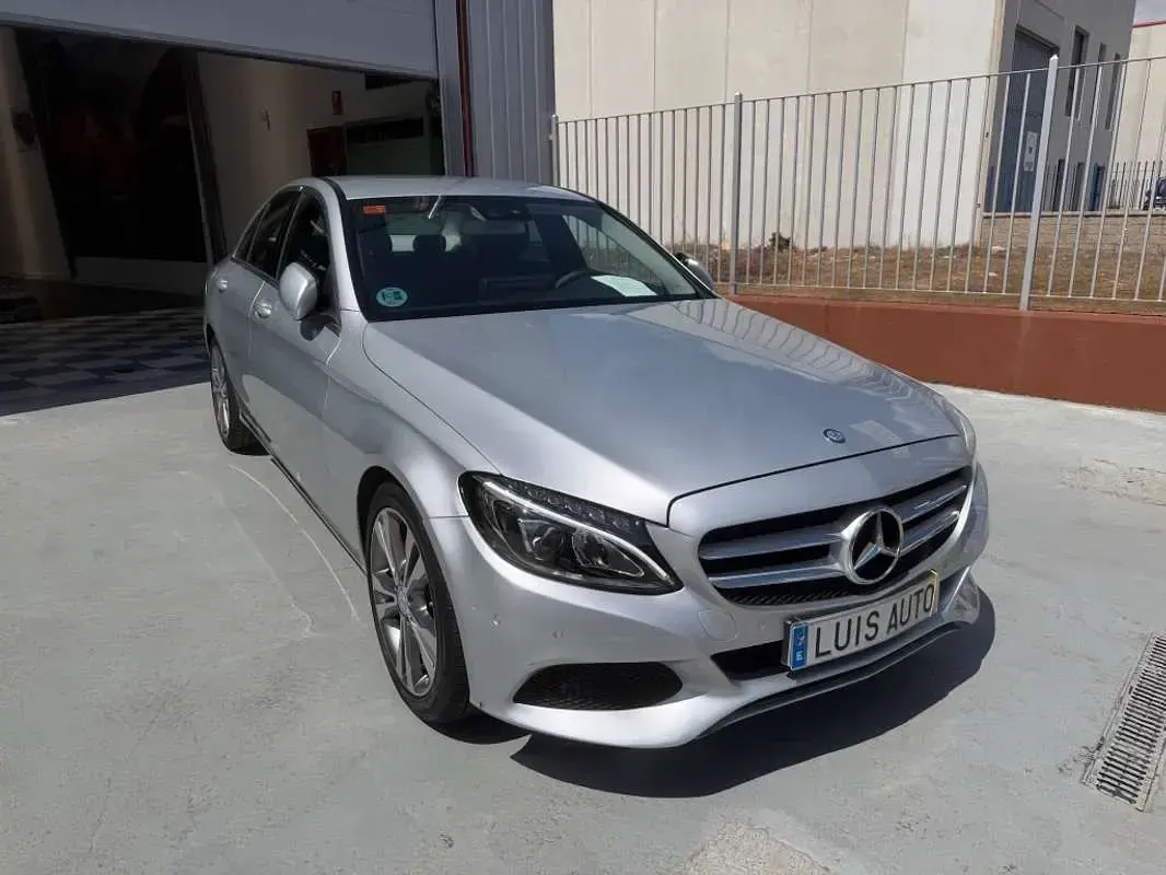 Usado Mercedes C200 136 CV (100 kW) 2017 Gris Berlina