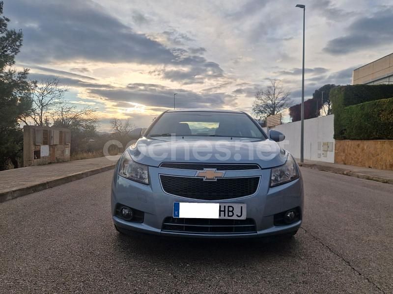 Usado Chevrolet Cruze LT 163 CV (119 kW) 2011 Azul Berlina