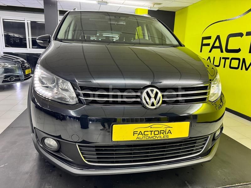 Usado VW Touran Sportline 177 CV (130 kW) 2014 Negro Monovolumen