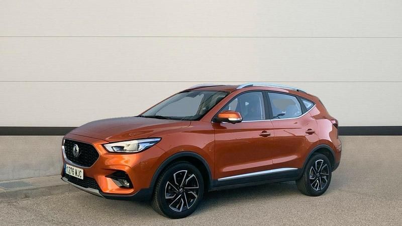 Usado MG ZS Luxury 111 CV (81 kW) 2023 Naranja Berlina