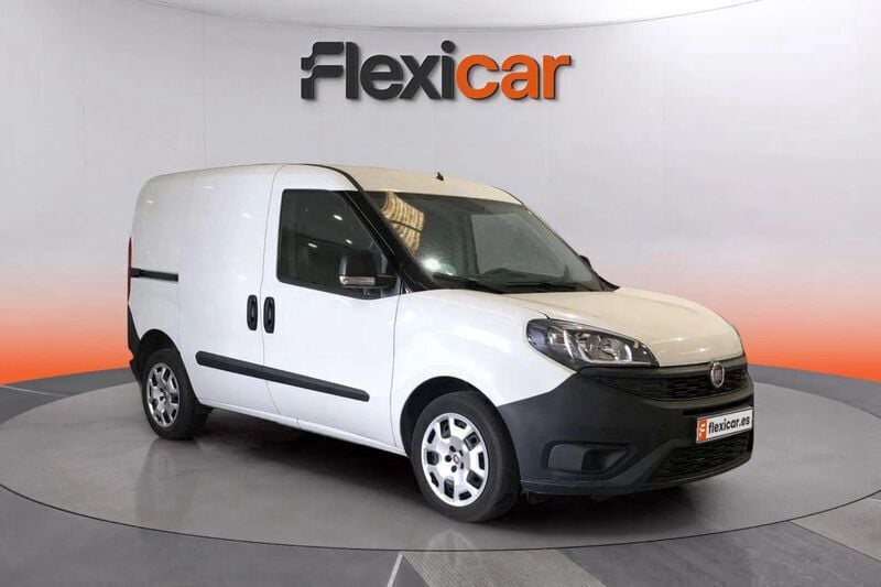 Blanco Usado 2020 Fiat Doblò Pop Monovolumen | 11.490 € (Precio justo) - Imagen 1/4
