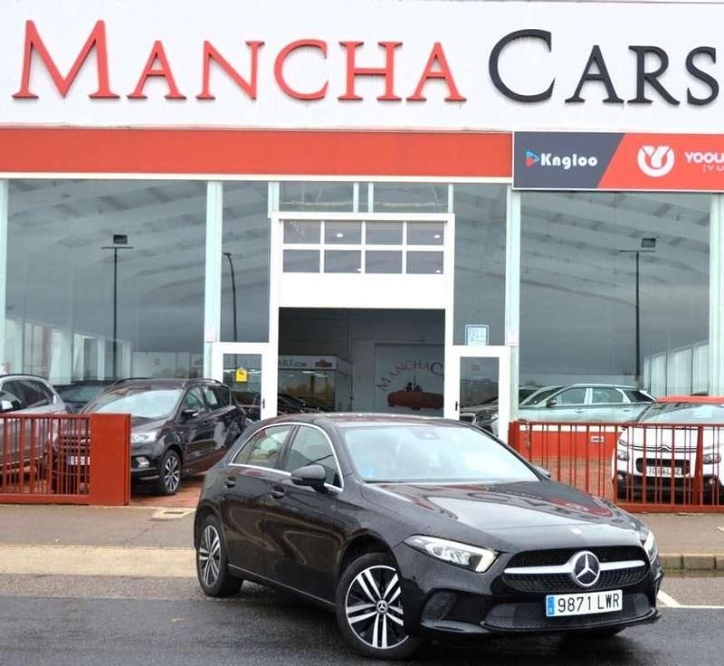 Usado Mercedes A250 218 CV (160 kW) 2022 Negro Utilitario