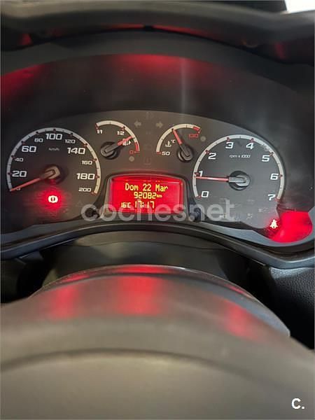 Usado Ford Ka 69 CV (50 kW) 2015 Blanco Berlina