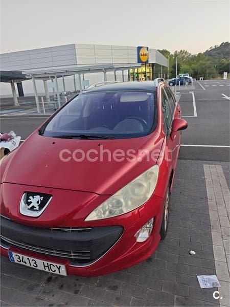 Usado Peugeot 308 SW Active 120 CV (88 kW) 2011 Rojo Familiar