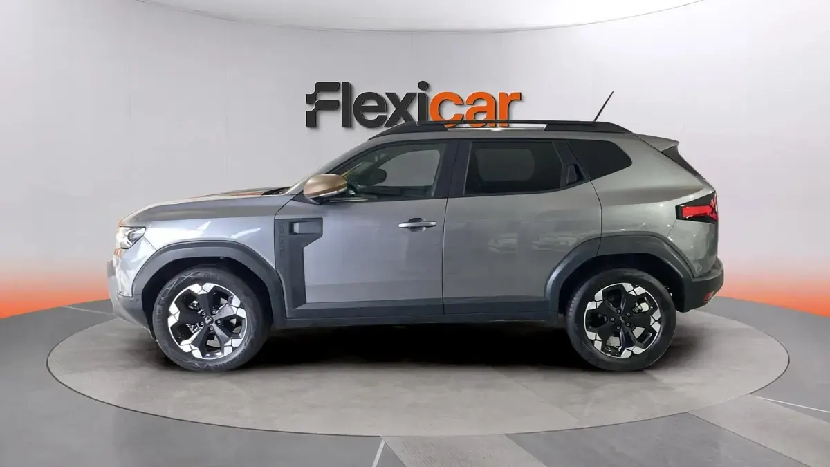 Usado Dacia Duster Expression 143 CV (105 kW) 2025 Gris SUV